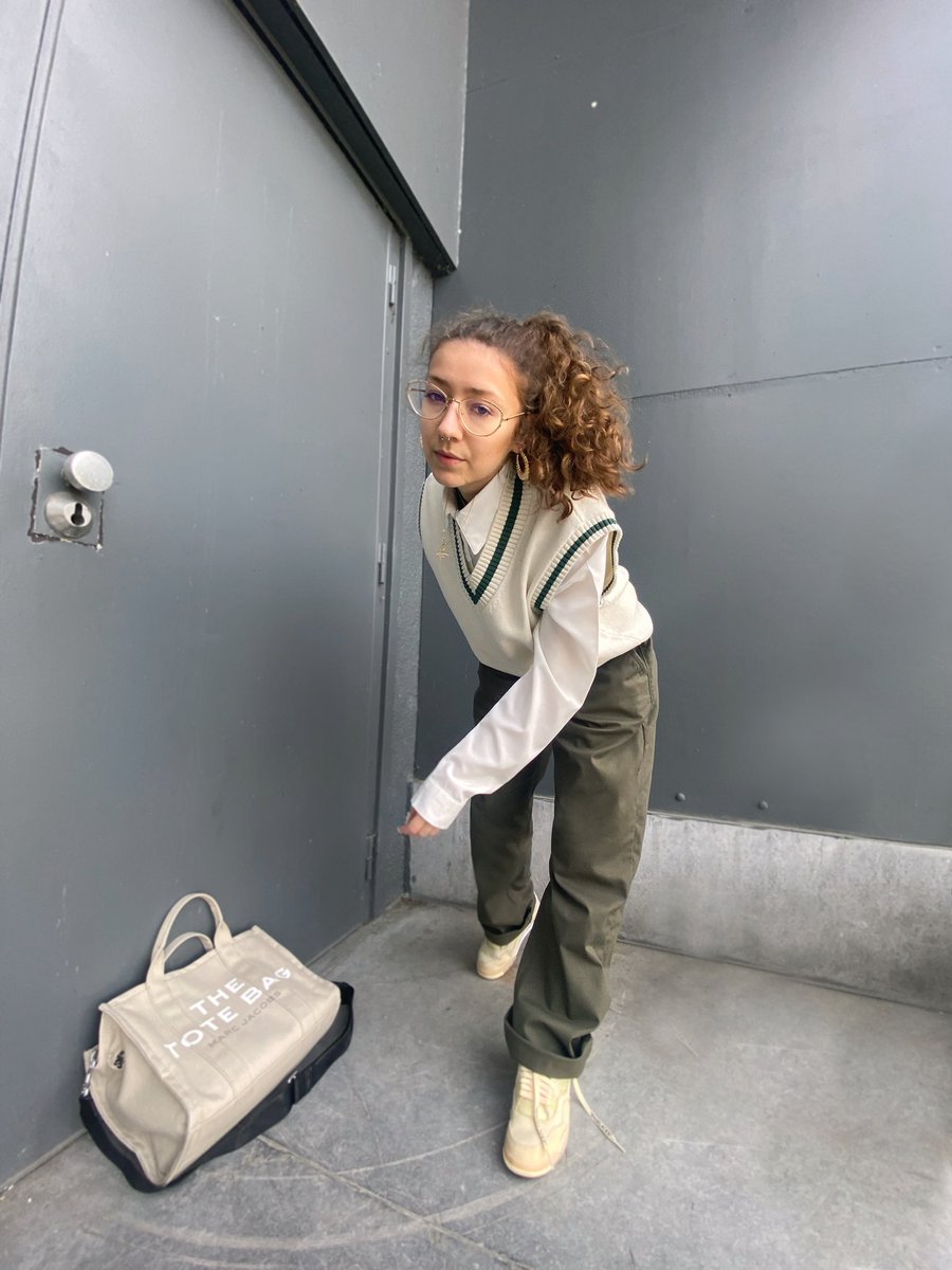 devosklaara's tweet photo. Me for @Zalando
#stylecreator #getthelook https://t.co/CQPu1l5H4g