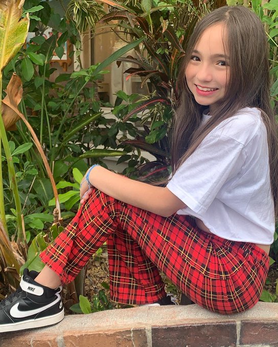 Twitterのコスプレ画像38