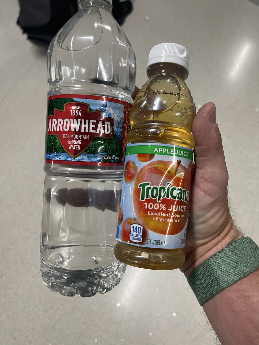 RiggsBarstool's tweet photo. Apple juice doesn’t get the love it deserves. Unbelievable how good this shit is. https://t.co/KSXopNITYs