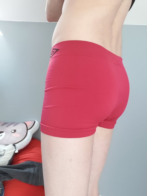 1 pic. Bon dimanche ? Happy easter Sunday :P https://t.co/oVBpYpxneY