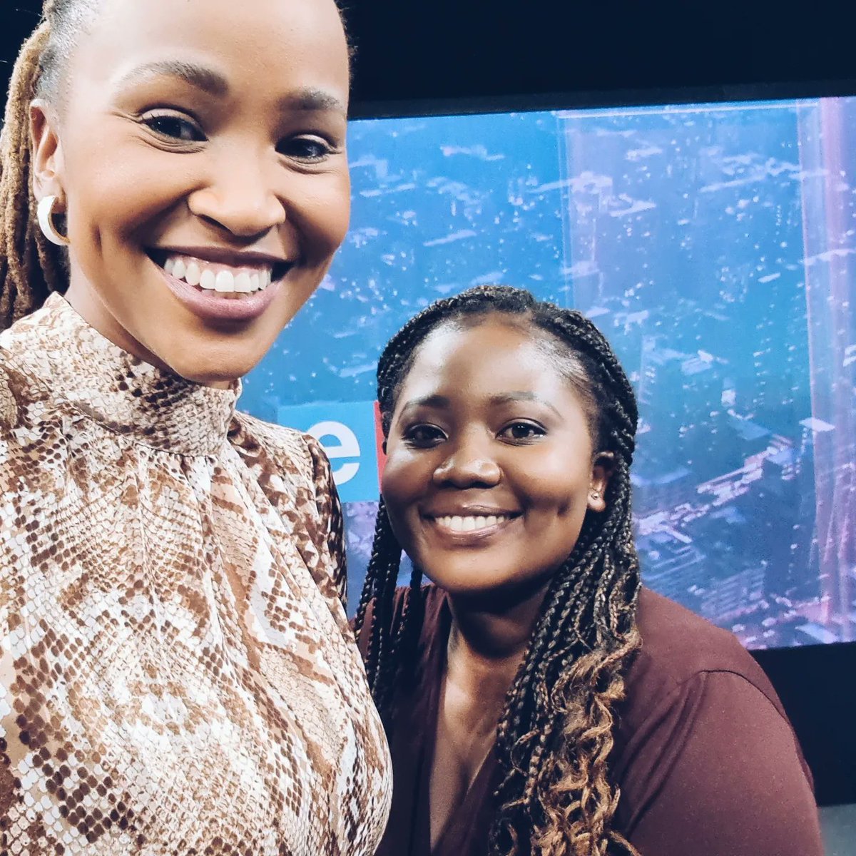 clairemawisa's tweet image. #teamdimple on @carteblanche tonight!