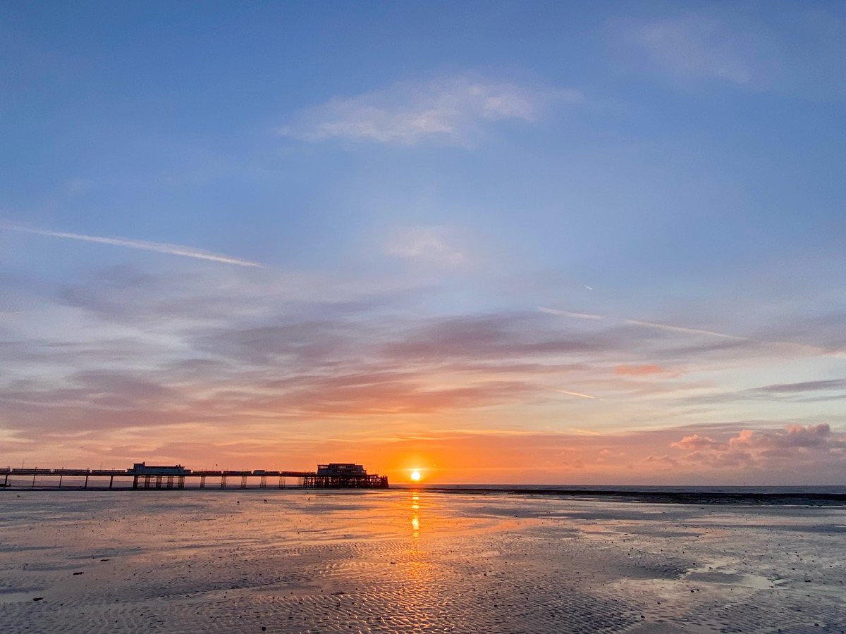 Happy Easter, from all of us at <a href="/MindworksGames/">Mindworks Escape Rooms</a> 🧡🌤 

We’ve had such an eggciting Easter half term so far, rammed full of eggcellent, clue-cracking teams! 🐣

There’s still time to hop in on the fun!! 🐰 Book YOUR eggscape room eggsperience now! 💫

mindworks-escaperooms.co.uk