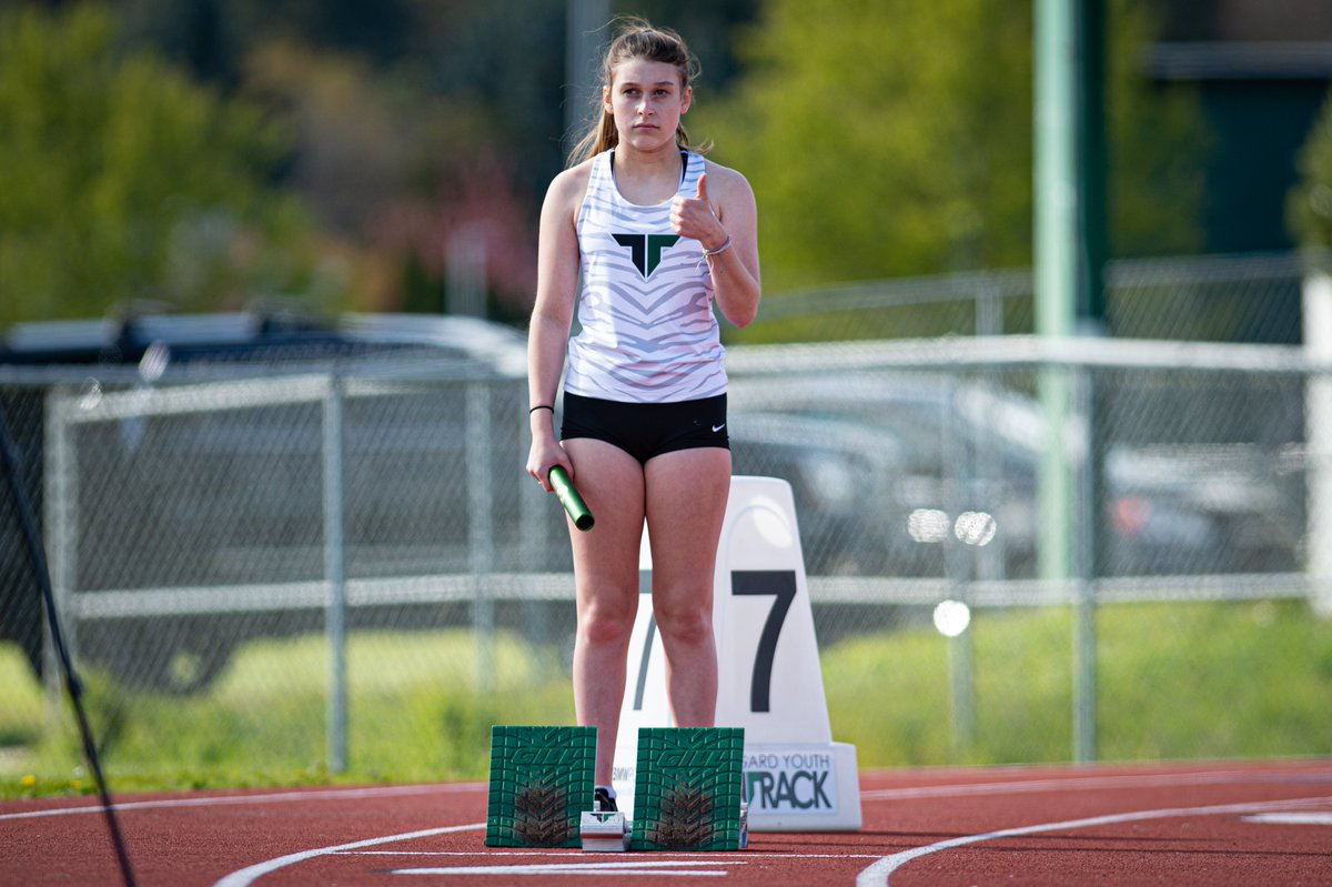 THS T&amp;F - BACK ON TRACK. Good 2 B back on the track with my kids! I miss it. #AlwaysTrackSeason #Onward&amp;Upward flic.kr/s/aHBqjzKPqV