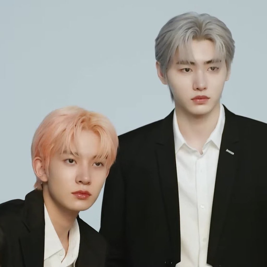 heehoonfeed's tweet photo. THE VISUALS!???"_#(£!) https://t.co/Q39kWv0eBS
