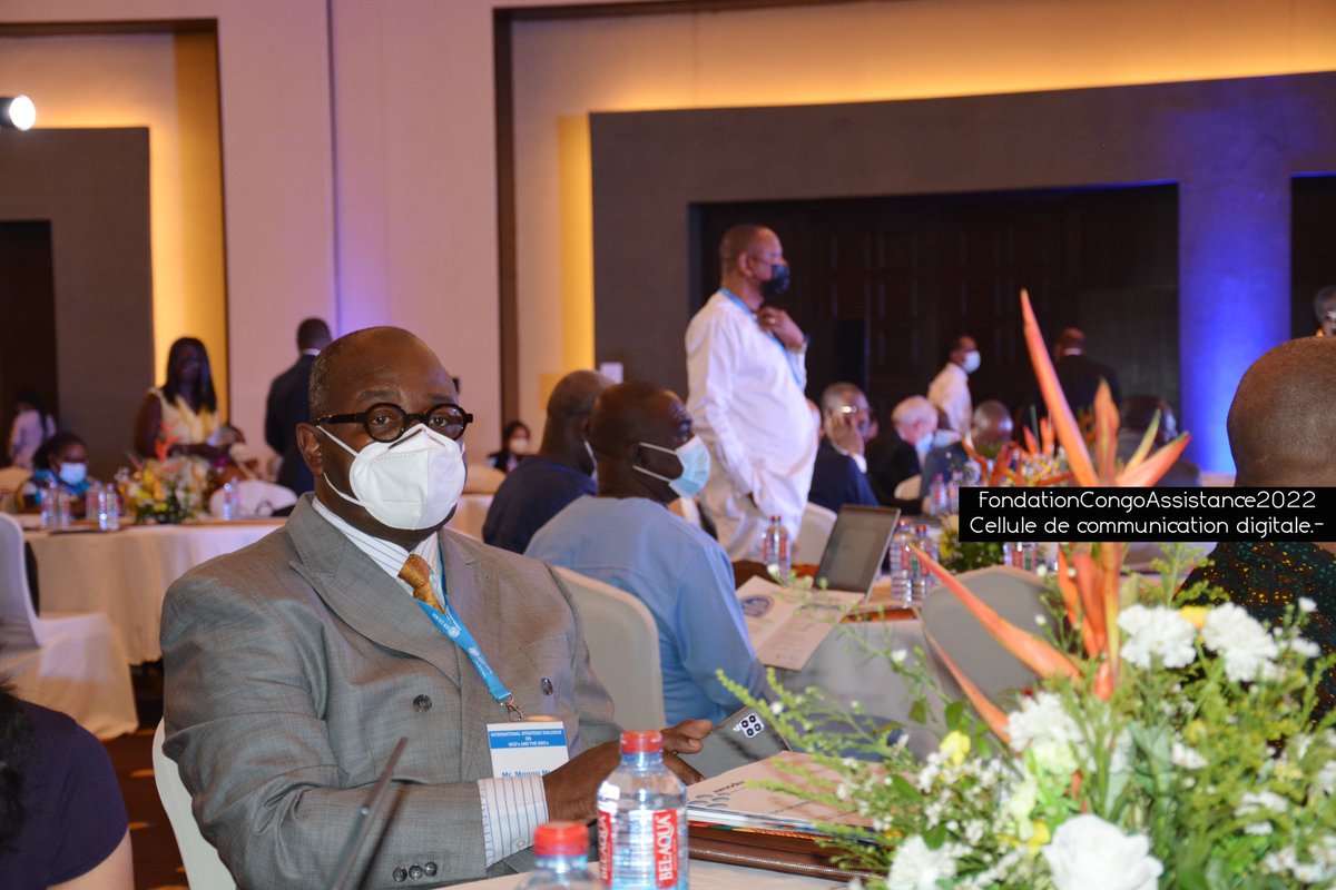 fca_org's tweet photo. Madame Antoinette SASSOU-N’GUESSO, a rehaussé de par sa présence, la réunion de haut niveau qui s’est tenue Mardi 12 avril 2022, au Ghana, organisée par l’organisation mondiale de la santé (OMS), à laquelle ont participé les représentants de chefs d’Etat et de gouvernements. https://t.co/HgGaxJHvDD