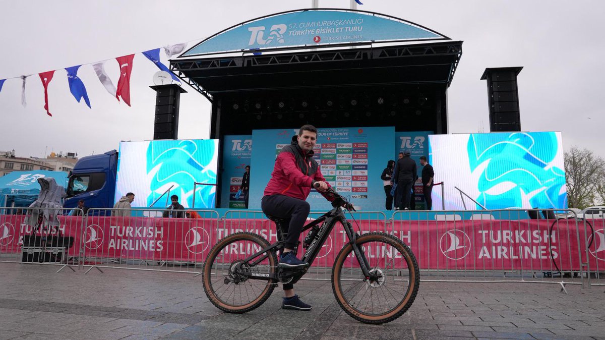 57. Cumhurbaşkanlığı Türkiye Bisiklet Turu'na katılarak Turan için pedal çevirdik.

Bu vesileyle Türk Dünyası'nın umudu olan Ülkücü Türk Gençliğini spora davet ediyoruz.
🚴‍♂️🚴‍♂️🚴‍♂️
🇹🇷🇹🇷🇹🇷