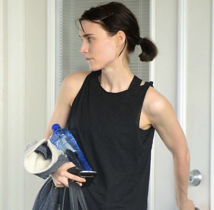 Happy birthday to rooney mara carrying 37 things on her hand 