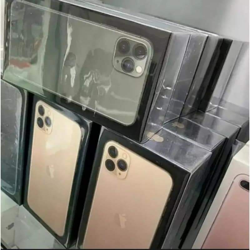 AltaybIsmail88's tweet photo. #Top phone
 11pro max         2sim     420.000
 11 pro            1sim         365.000
 11.               2sim.         300.000
 X smax         2sim.         280.000
 XR.            2sim.          225. 000
X               1sim            195.000. https://t.co/yvQlrNPhtX