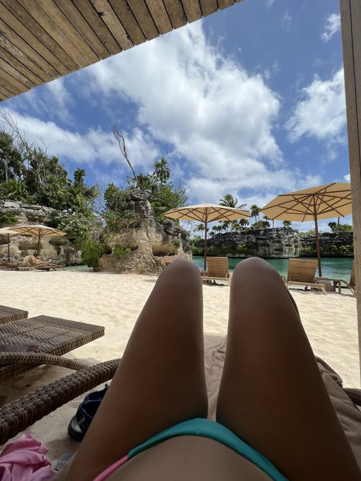 I enjoyed my birthday trip 👸🏻👙 https://t.co/qCIUBVfWRD<a href="/tag/sunday"class="tags"><span>#sunday</span></a>