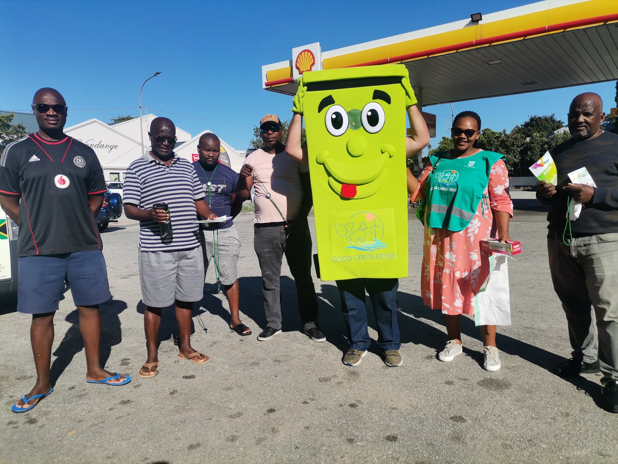 Environmentza on Twitter "DFFE out in full force Shell Garage Knysna continuing to promote 