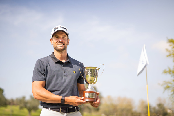 🏆Sobresaliente victoria, tras intenso playoff, de Manuel Morugán en el Abruzzo Alps Open

✅Estreno del golfista malagueño en el palmarés del <a href="/alpstourgolf/">AlpsTourGolf</a> <a href="/ManuMorugan/">Manuel Morugán</a> 👏👏👏

👉Información y resultados rfegolf.es/Noticias/NewsD…