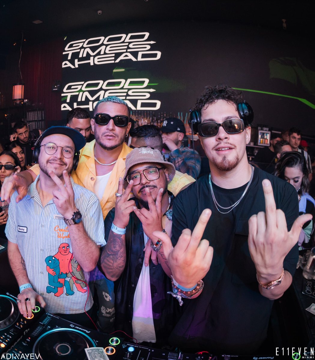 djsnakeru's tweet photo. E11EVEN MIAMI , USA 🇺🇸 27/03/2022

@djsnake  @11Miami @goodtimesahead @Acraze___ https://t.co/9PxQxLtedZ