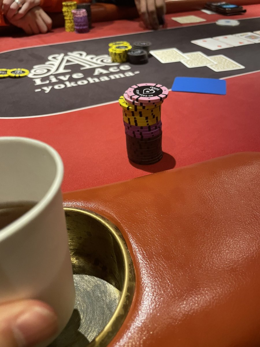 benta_page's tweet image. トーナメント参加する！
#LiveAce 
#ポーカー