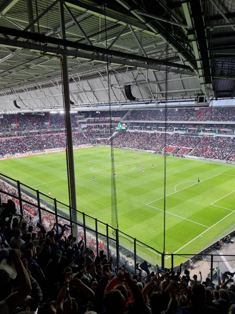cmude1's tweet photo. What a night!! We roll on to Roma for the first European Semi Final in the club's history after a special night in Eindhoven. That will take some beating for a European away! https://t.co/IyJKfqtOUI