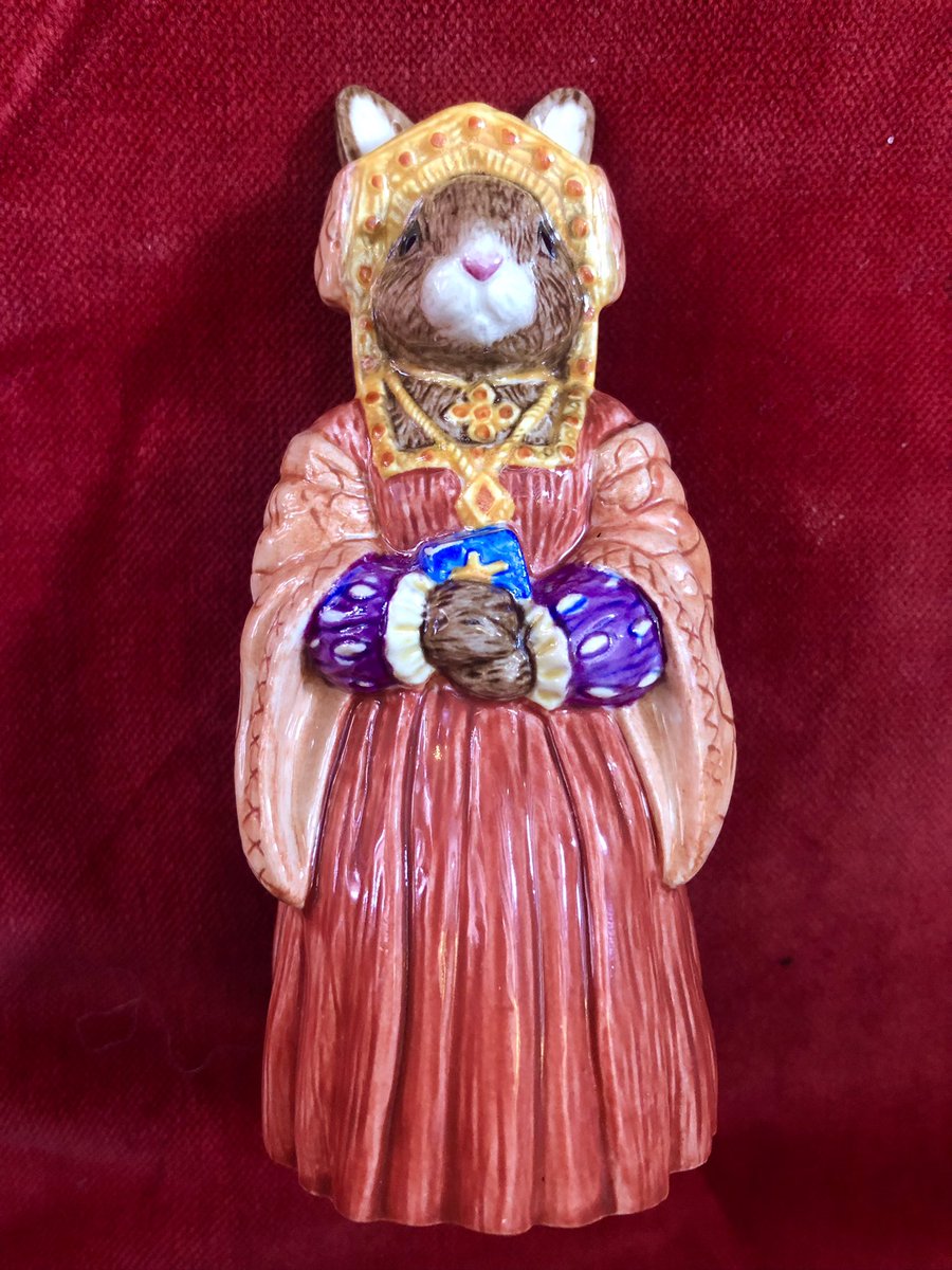 Happy Easter everyone 😊My bunnykins Katherine of Aragon is amazing!  ❤️😀 #HappyEaster #Easter #Tudor #History #Tudorhistory #Bunny #KatherineofAragon