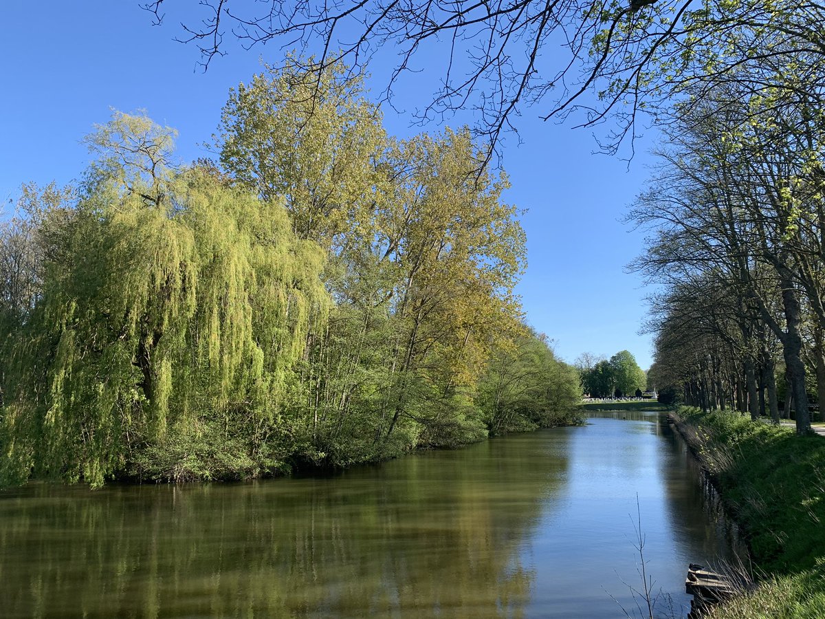 NicoClaeys's tweet photo. Prachtig weertje in Ieper om 10u #vrtweer #ieper https://t.co/wx7X4SOdq7