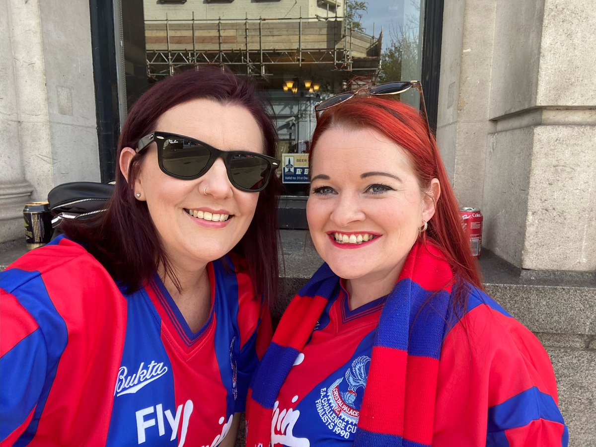 actualsteph's tweet image. Spending this day with my fave ❤️💙 #letsfinishwhatwestarted