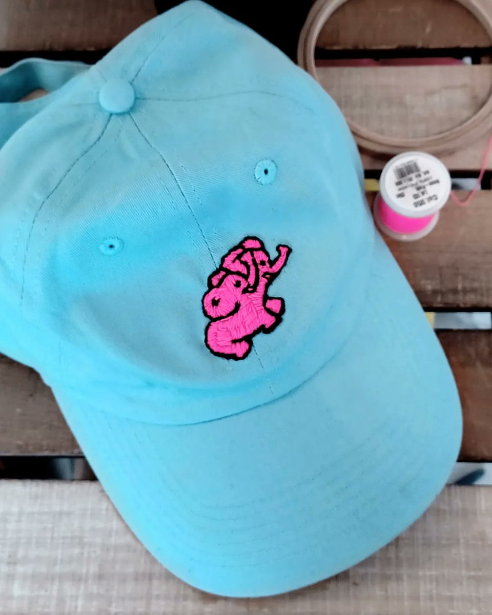 diveonreentry's tweet photo. #creative #embroidery #embroiderersofinstagram #patch #hat #embroideredhats #art #creativity #creator #artistsoninstagram #neon #neonpink #neonpinkthread #twoheadedelephant #santacruz #DIY #punk #illustration #illustration_daily #illustrationoftheday #blxckink #ink #inkdrawing https://t.co/SCp0L1eOcM