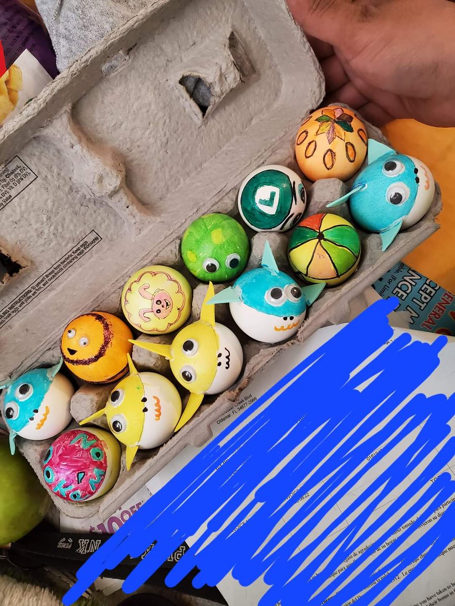 Painting eggs is a mission, sold some saved some for us 🎨 🐣🐇🥚#EasterEggs #easterdecor #egg #spring #love #art #handmade #family #pasqua  #stayhome #ConfettiEggs