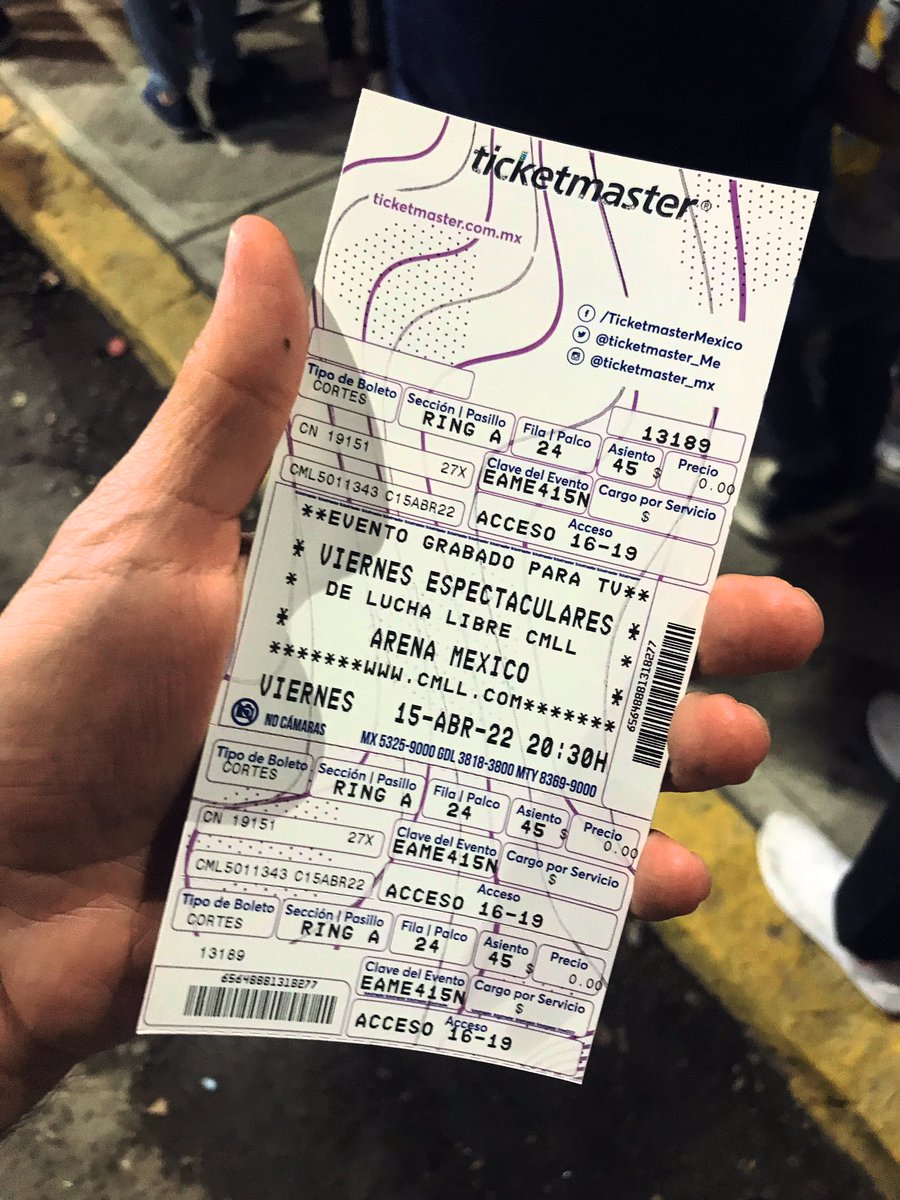 Luismagil's tweet photo. Sigue el spam de postales de México con la lucha libre! #LuchaLibre #CDMX #CiudadDeMexico https://t.co/ZpTQOwIZc1