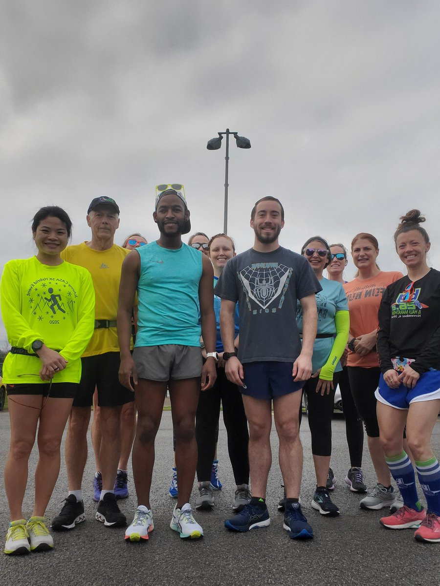 Bg262's tweet photo. Spring running... when you don't know whether to wear tights or shorts, long sleeve or short sleeve. One thing is for sure...
Lace up & show up! ππ
#bg262 #springtraining #grouprun #springracing #mileswithfriends #laceup #bebetter #justdoit #justkeeprunning #keepshowingup https://t.co/S8kjEo6jfF