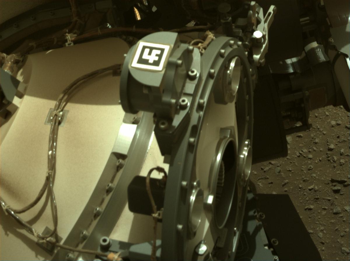 MarsMissionImgs's tweet photo. #PerseveranceRover image taken on #Sol409 at 12:23:35.254 PM with #Navcam #Mars #NASA #Space https://t.co/HmO5GGcRjT