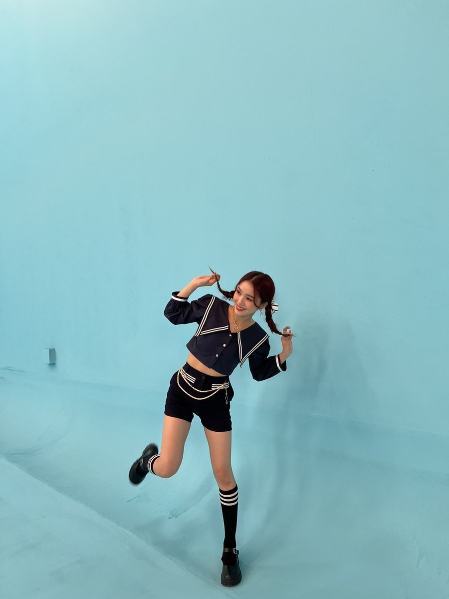 WM_OHMYGIRL's tweet photo. #아기상어 #리본밈 #레드밈 #모햐

아기상어랑 버블버블해💧🦈 https://t.co/usDxvE0Yj5