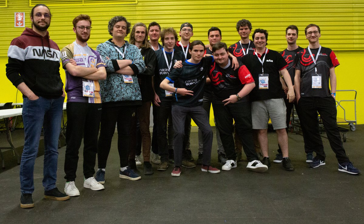 Navi_wp's tweet photo. Here's the Fullspeed and retired Fullspeed players chilling at the GA https://t.co/6thNwNMY2l