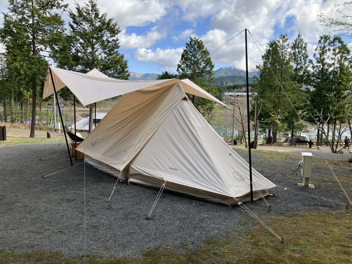 akko_takeuchi's tweet photo. vimurを長細くしてみた♪

#キャンプ 
#キャンプギア 
#camp 
#camping
#絵画のような風景 
#平日キャンプ 
#ノルディスク 
#ノルディスクヴィムル 
#ヴィムル 
#nordisk 
#nordiskvimur 
#vimur https://t.co/CxXgfYX6V5