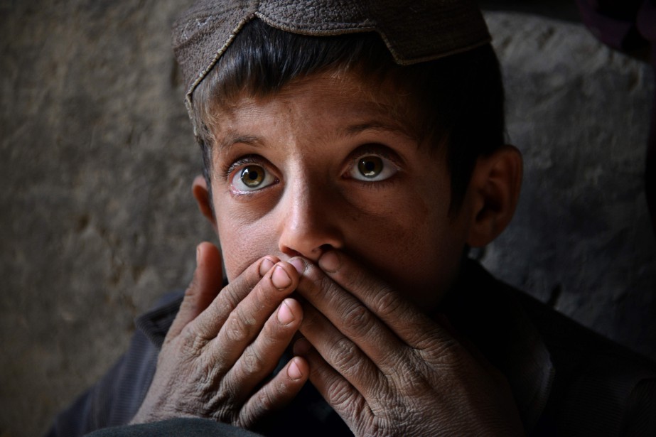 BdGEORGES's tweet photo. Face au malheur et à la souffrance, selon qu'un enfant sera européen, arabe ou africain, blanc ou noir, chrétien ou musulman, ... pour beaucoup, il vaudra un peu plus ou un peu moins qu'un être humain ! #Ukraine #Syrie #Afghanistan #Yémen #SudSoudan #Rohingyas #Venezuela ... https://t.co/rArtUmd6h2