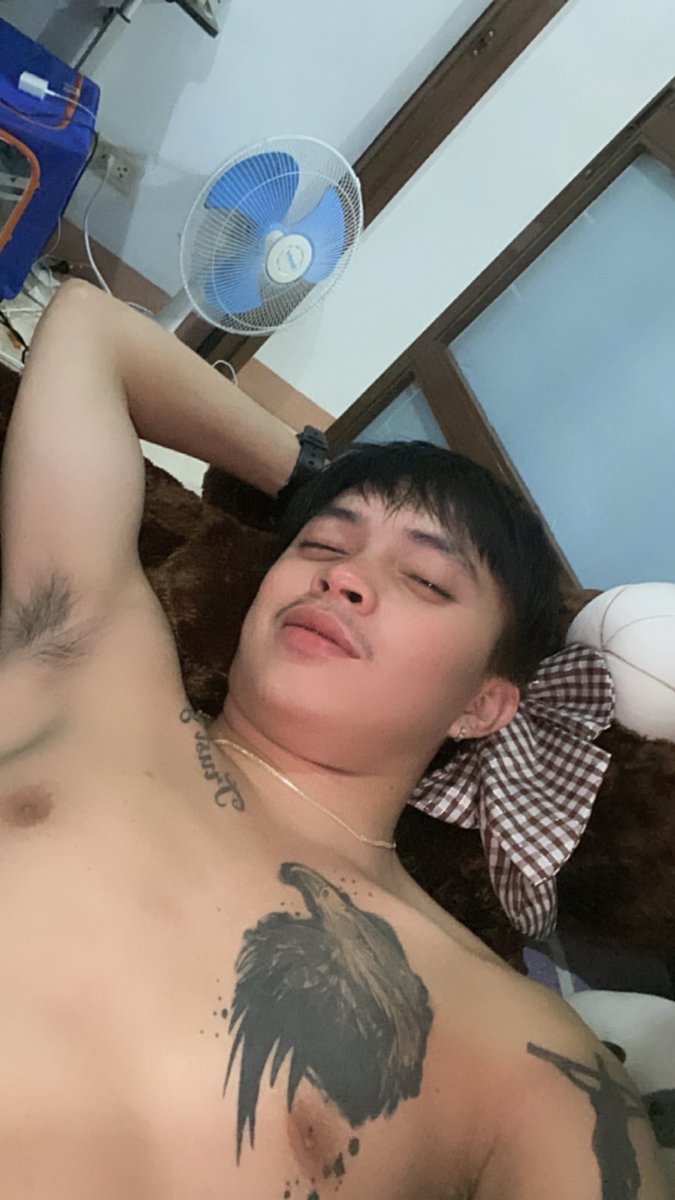 arns_bituin's tweet photo. Cold day🥶 https://t.co/ZnwKEQ1A7E
