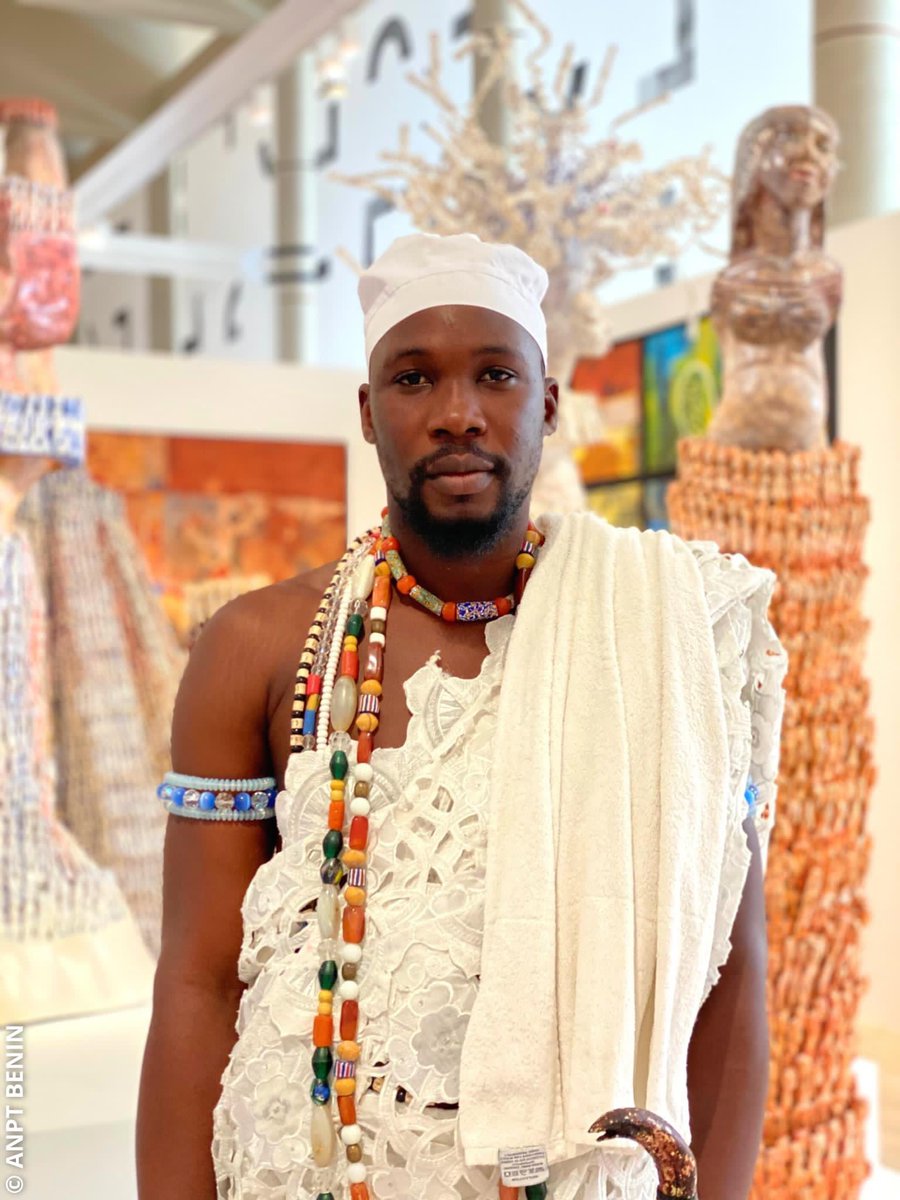 CulturesTradi's tweet photo. 🎨 Visite d’une communauté de Vodoun à L’Expo Art du Bénin.

Source : ANPT BÉNIN
#ArtduBénin #Patrimoine #Vodun
#Culture   #Africa #Team229 #Culture #Africa #African #cultureafricaine #Team228 #Ma_Culture_Mon_Identité #Vodoun #Waxeho #TresorsRoyaux
#Culture_Tradition #Benin229🇧🇯 https://t.co/uugZXopasZ