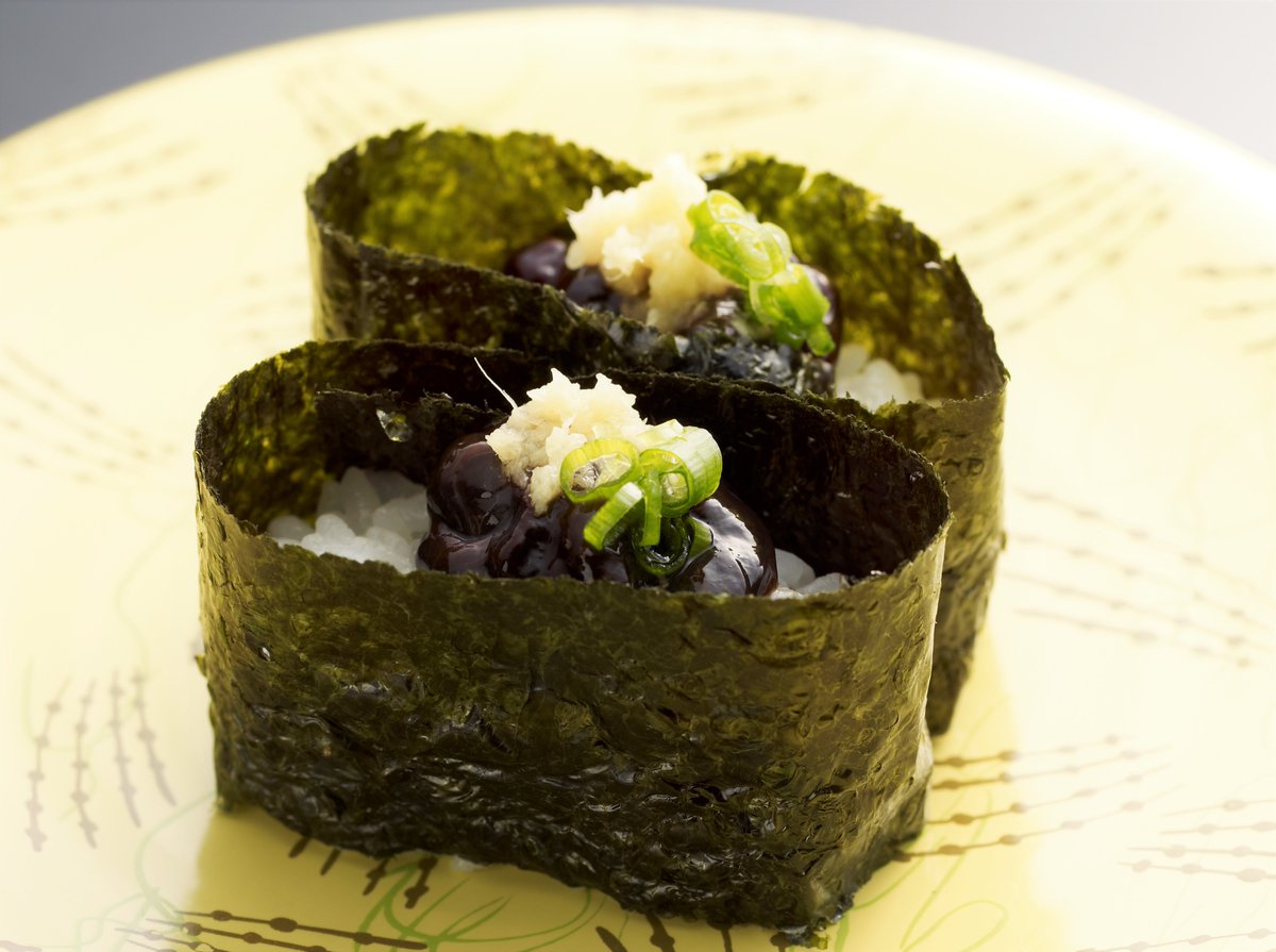 根室花まる 公式 鮭のめふん軍艦 鮭の 腎臓 を塩漬けにした物 味はけっこうしょっぱい なので すっきりとした根室の地酒 北の勝 に あいます 根室花まる 寿司 Tbs つぶれない店 T Co 3ti8hr271n Twitter