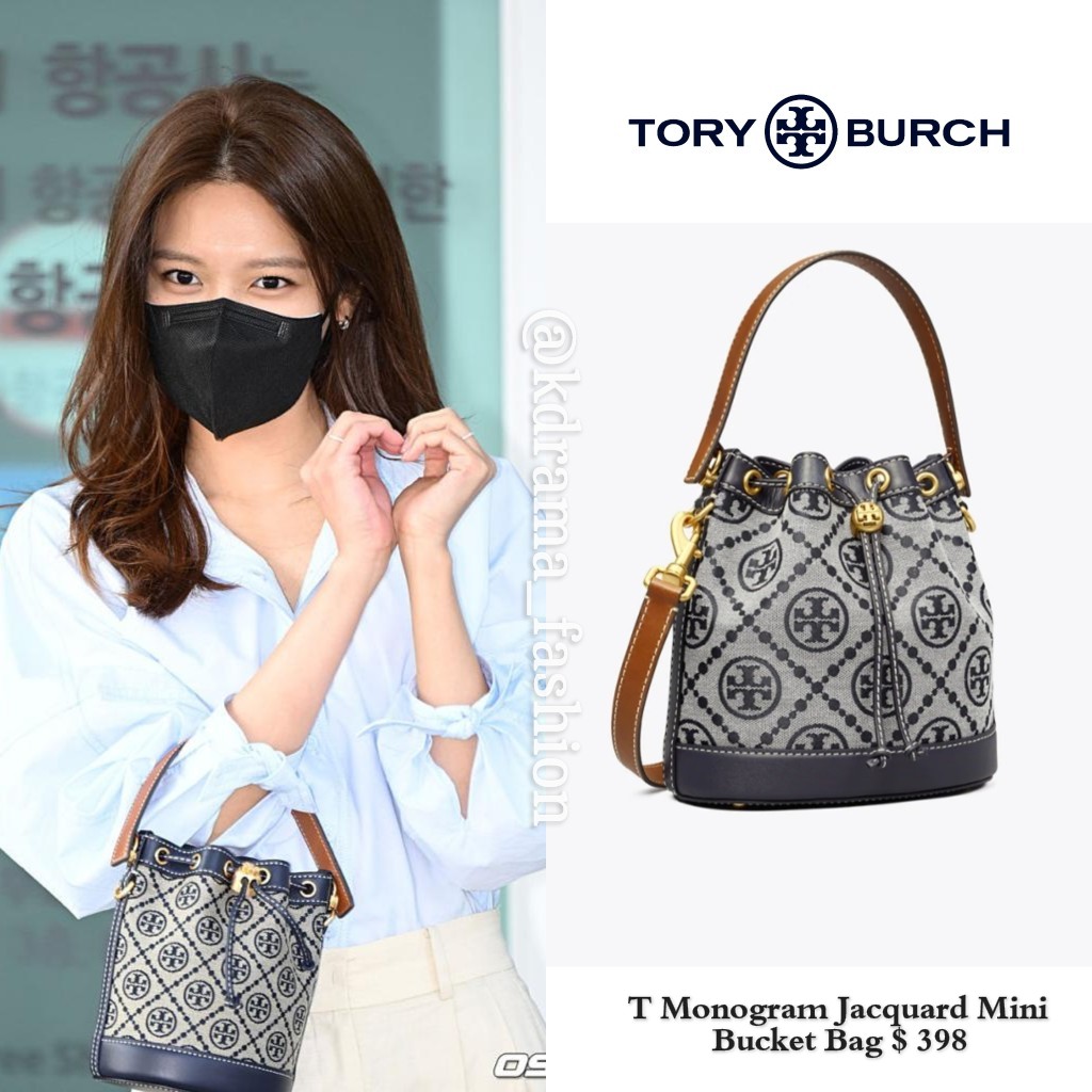 Kdrama_Fashion on X: Soo-Young spotted carrying TORY BURCH T