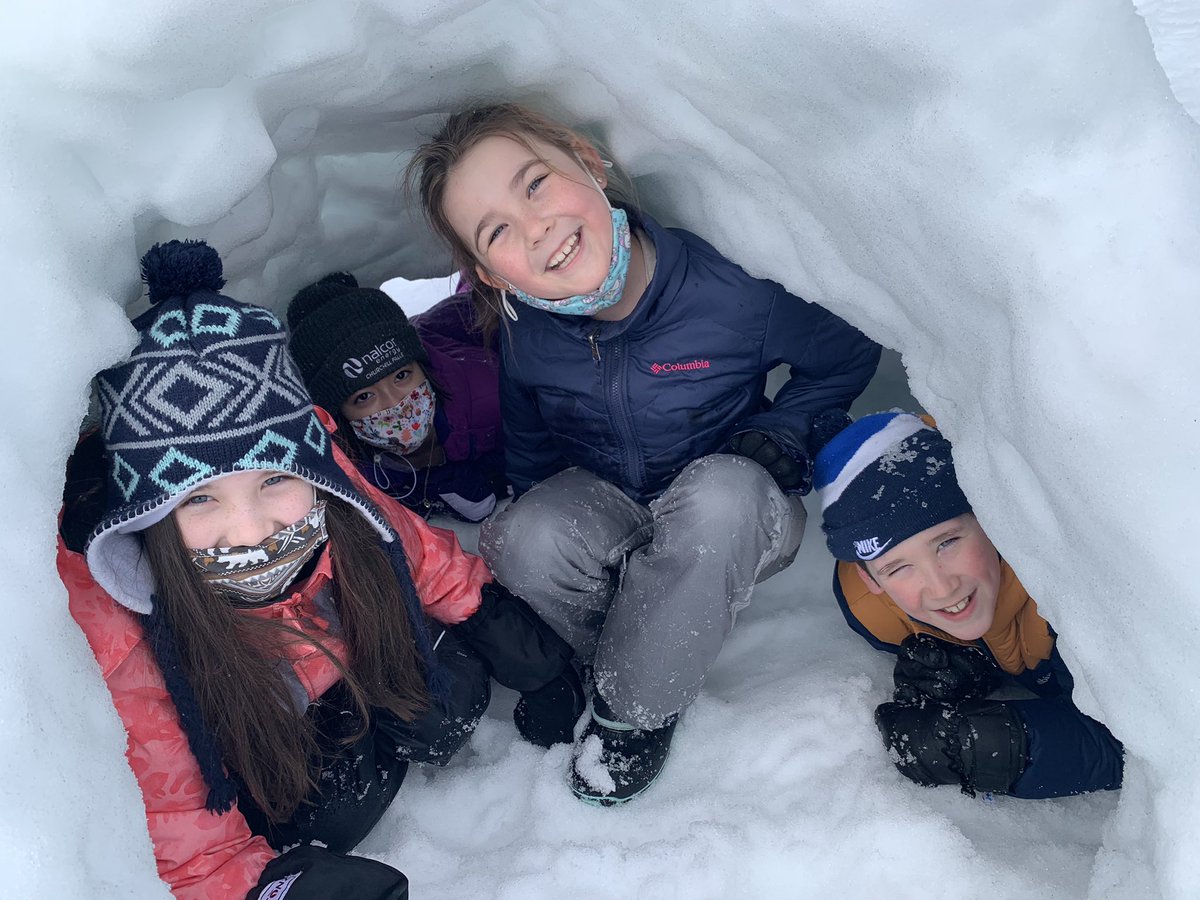 EGLS_Huskies's tweet photo. Had an awesome week doing some Outdoor Ed. Quinzee building is always good for some laughs! https://t.co/lWvwMINMZP