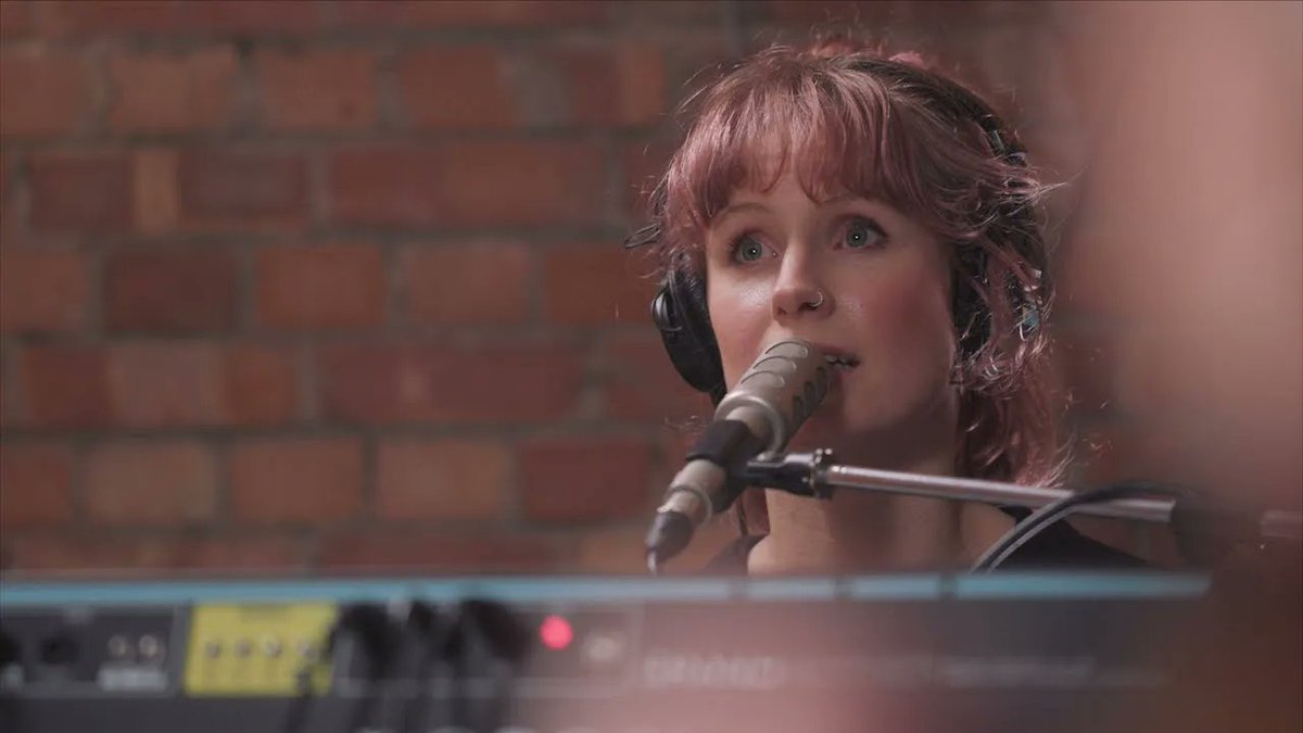 Wondering what to expect at the <a href="/folkatronsesh/">Folkatron Sessions</a> at the Blue Room on Sunday 24th April?  Have a listen, book a ticket! folkweekendoxford.co.uk/folkatron-1

youtube.com/watch?v=VnTWBG…