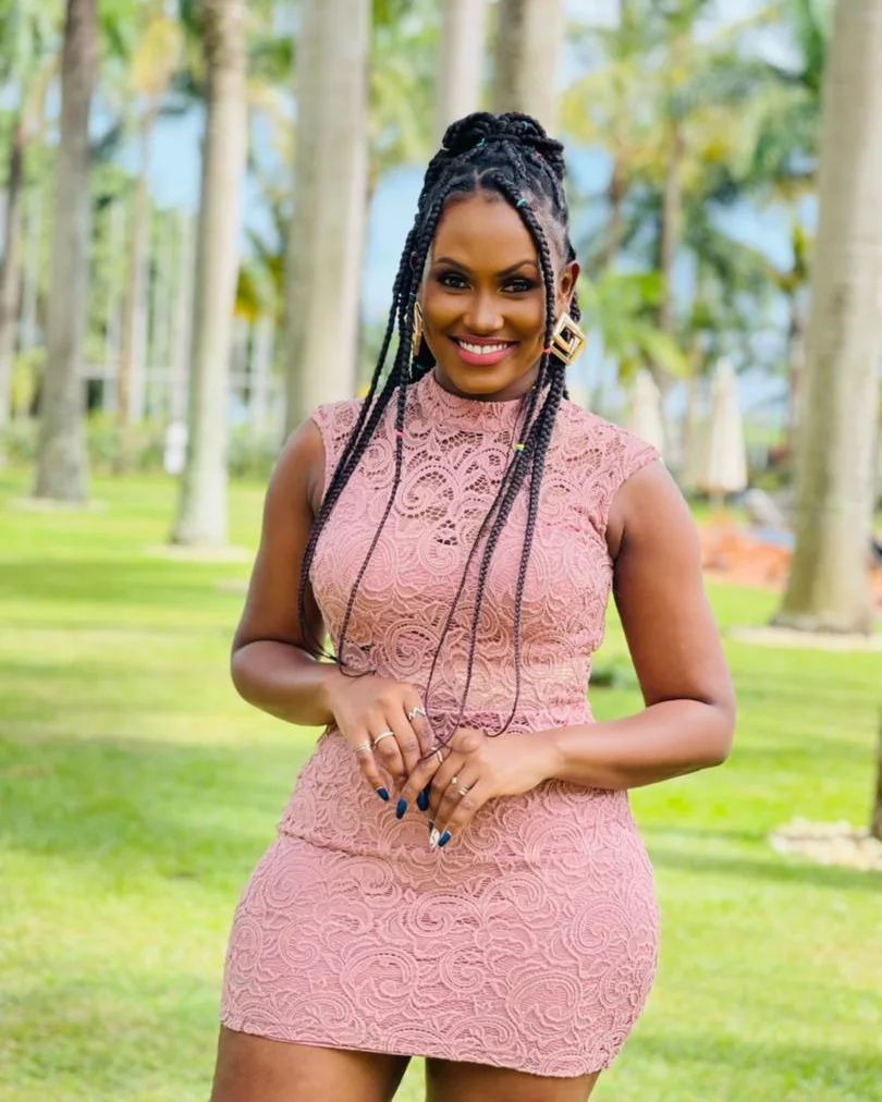 AntheaAkankwasa's tweet photo. The Lead Actress ❤️🔥
We be hottt like this 
@FelicityMandela 

- MassComm 👩‍🎓
- featured in Sanyu &amp; Kyadalla

Catch #JoshSB,Ruyonga and Felicity Mandela in their new short film  #ADanceWithTheBride this Easter Sunday on NTV Uganda at 6pm. https://t.co/lPcMzwpyYe