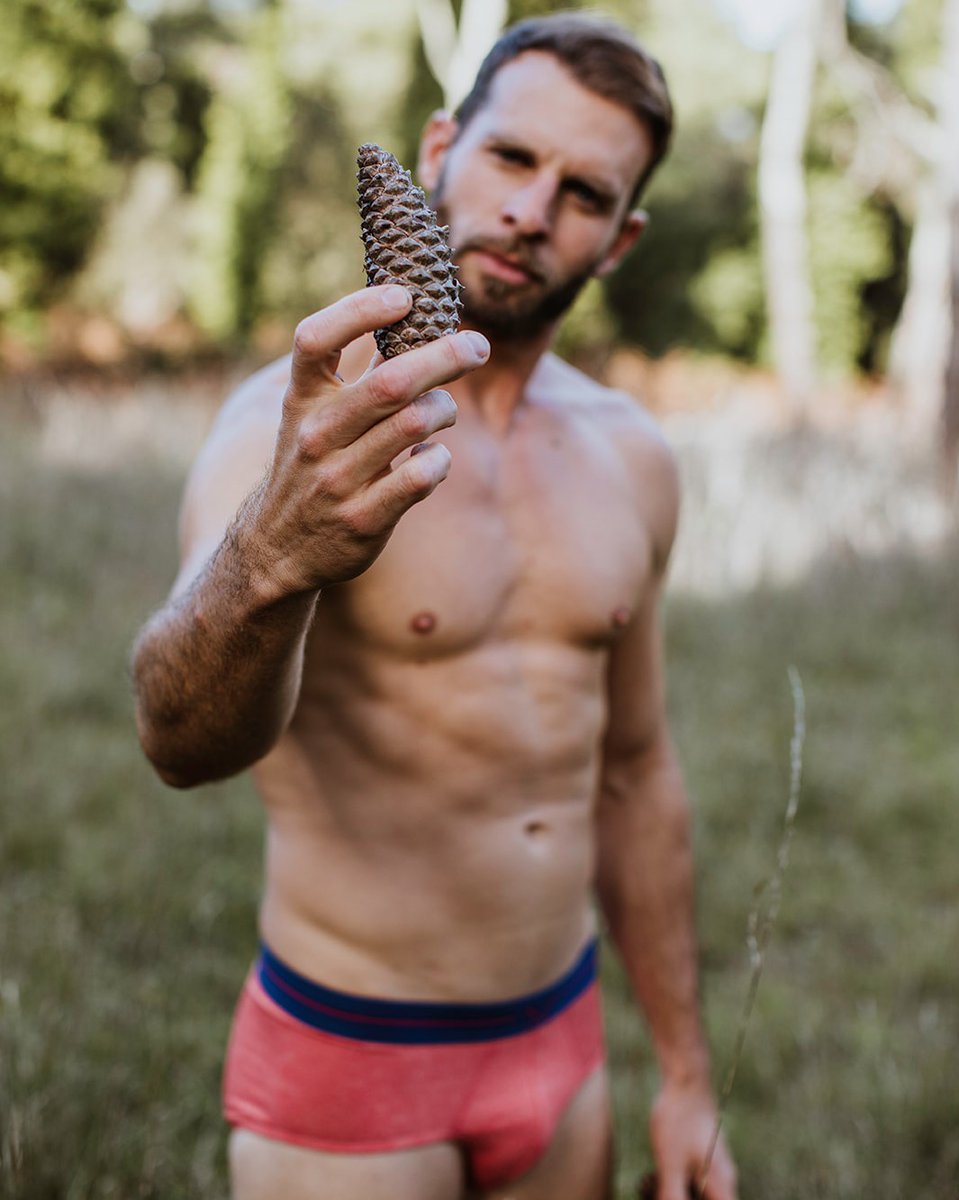 bluebuck's tweet photo. That's not an egg!?!
#easteregg #easteregghunt #bluebuck #bluebuckunderwear #organiccotton #recycledfashion #malemodel https://t.co/DO93EdwzK5