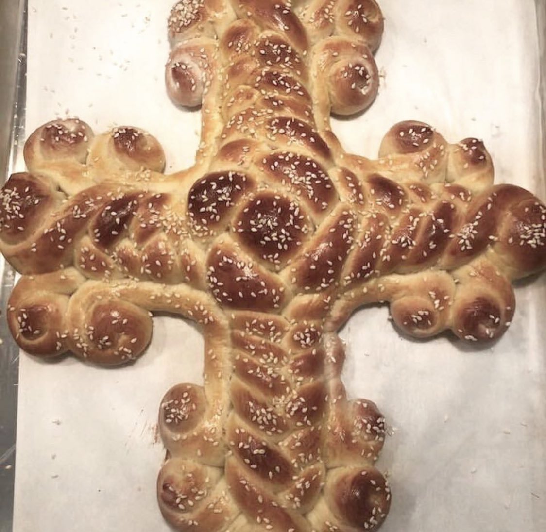 ArmCuisine's tweet photo. #Choreg (չորեկ) Armenian Easter Bread 🥖 

#ArmenianFood 🇦🇲 https://t.co/7yS56TQhuS