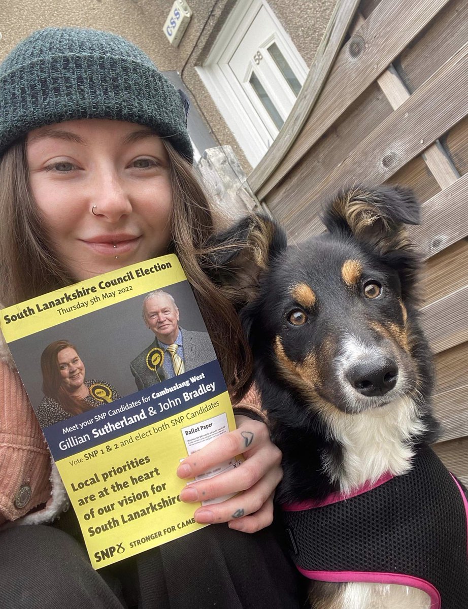 gillianSNP's tweet photo. Yet again proving I have the cutest supporters! #bonusdaughter 💛🖤#dogsforyes #snpdogs #activesnp #SLsnp22 #voteSnp #Slcouncil22 https://t.co/Iv1cvvuJiE