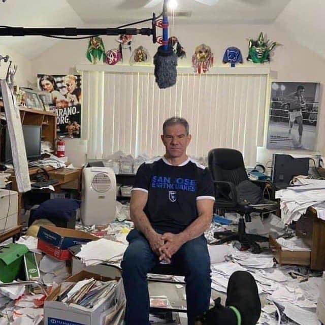 TartanCabbage's tweet photo. @davemeltzerWON clean your fucking house man https://t.co/YCXa4bAcIv
