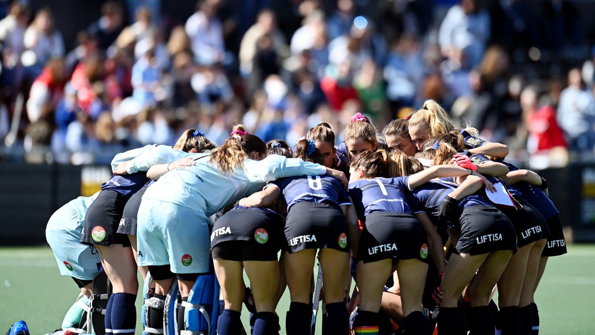 🔵⚫️No ha pogut ser. Gràcies per donar-ho tot, per deixar-vos la pell al camp, per fer-nos vibrar cada minut de joc. 👏👏👏

Infinitament orgullosos del que sou i del que representeu <a href="/JuniorDhf/">JuniorDHF</a> 

Demà tenim una gran oportunitat per emportar-nos una 🥉! A seguir fent història!💪