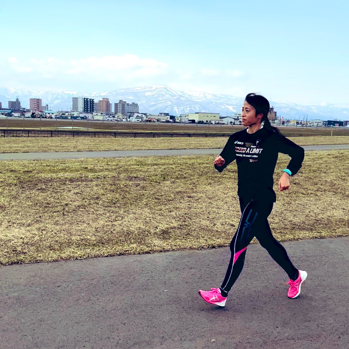 fukuwalk's tweet photo. 25歳一般女子の25分突破チャレンジ進行中。
#breaking25 https://t.co/qh6oJyDdMK