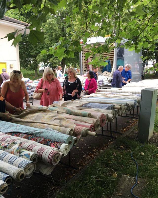 FoyandCo's tweet photo. A lovely sunny day to hop along to the GIANT @sheptonflea market! We’re ready to go for Easter Sunday.

Lots of new throws, new fabrics, &amp; outdoor cushions &amp; seat pads – perfect for this weather 🌞
One of the best ways to spend a sunny Sunday we think!

#foyandco #sheptonflea https://t.co/dFInzAfq9w