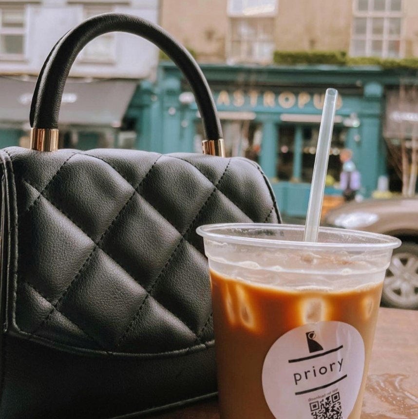 Gorgeous 😍!!! A fabulously stylish iced coffee in Priory on MacCurtain Street this morning! Rain? Who cares!! We hope you enjoyed your visit @_amyleonard_ #coffee #icedcoffee #style #happyeaster