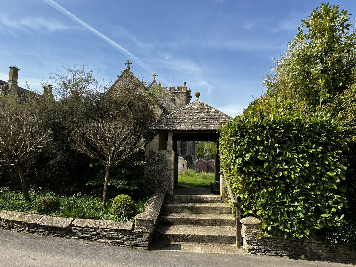 Great to celebrate the Resurrection with the people of Hawling this morning on a glorious Easter Sunday. <a href="/GlosDioc/">The Diocese of Gloucester</a>