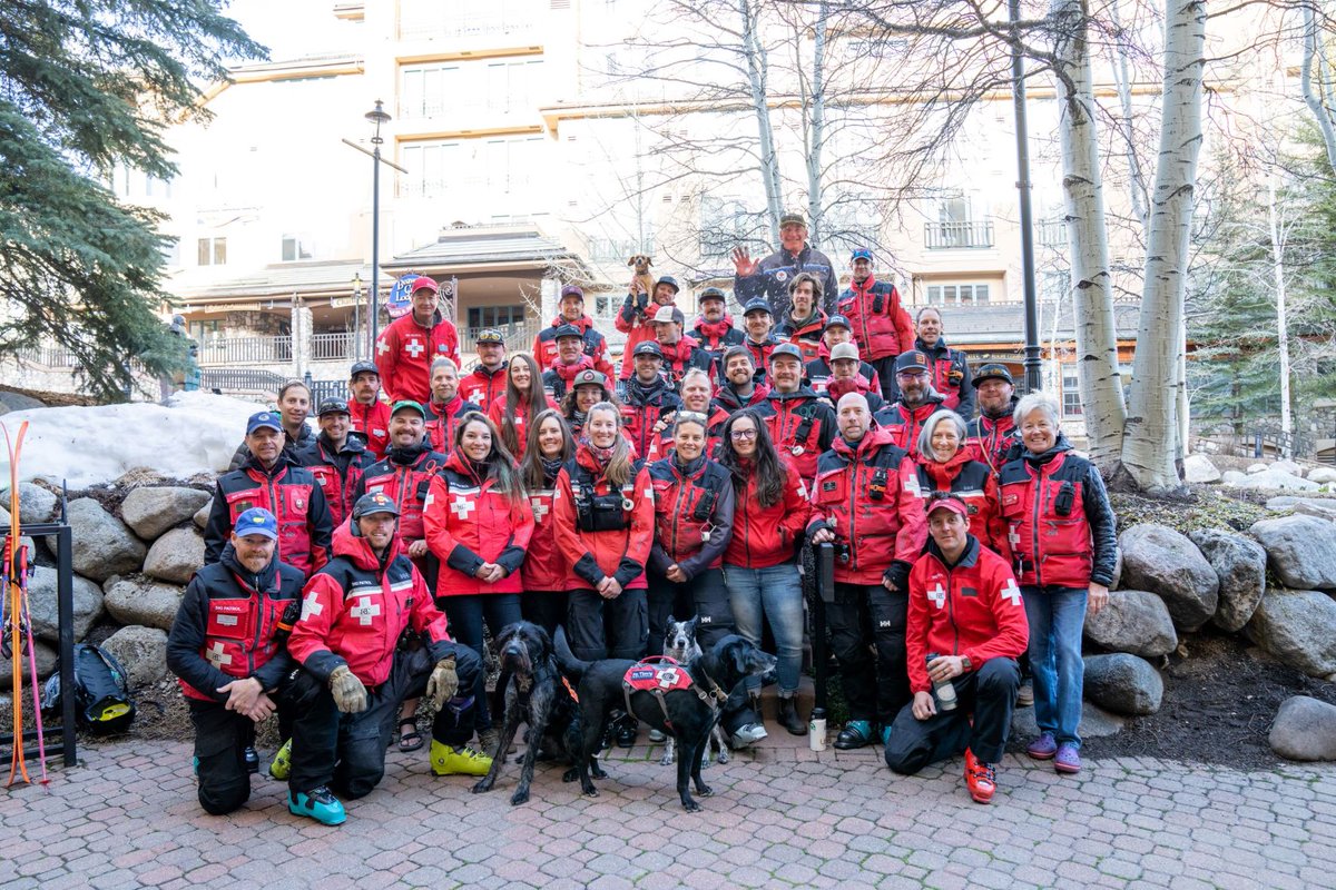 beavercreekmtn's tweet photo. Thank you to all the incredible teams who have made this an extraordinary season at Beaver Creek. Drop a 👏👏 in the comments to thank them for their hard work. https://t.co/vOPqaBh078