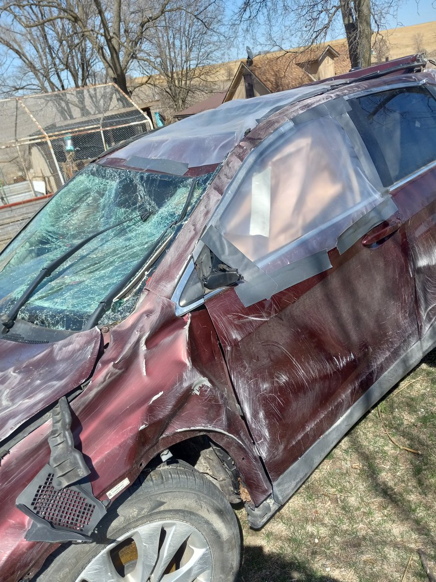 Skyia9's tweet photo. My dad was in a car accident where he rolled offroad and crashed into a power pole. Out of all the things he could've saved, he decided to save your takeout bag and napkins. They're a little dirty. We can't wait to go again! @GordonRamsay https://t.co/ScX9Drtn22
