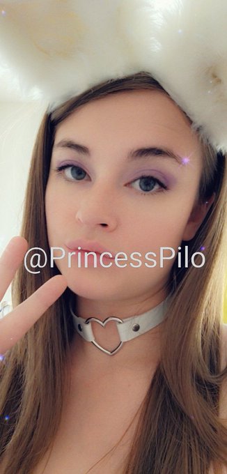 Happy Easter, EveryBunny! 🐇  Check out the deals in my @Cam4 Shop, today only! Lnk below.  Join my FanClub