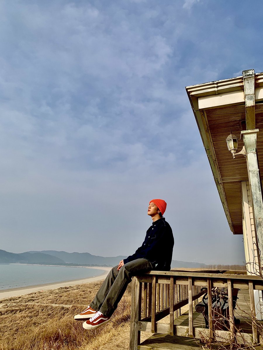 solania_chardel's tweet photo. I miss ravn so I've been listening to his 1 year ago #Best_Part cover'

@official_ONEUS https://t.co/xyWhSVRaHQ